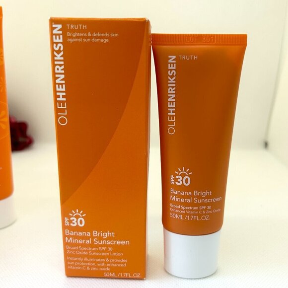 Ole Henriksen Bundle Banana Bright Mineral SPF 30, Vitamin CC Stick and Cleanser - Picture 2 of 12